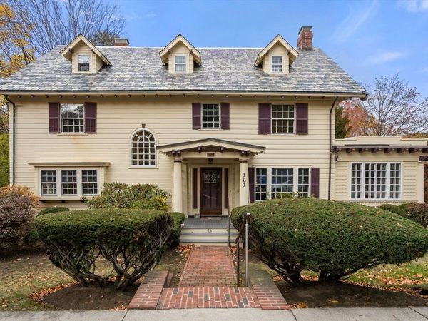 161 Clinton Rd, Brookline, MA 02445