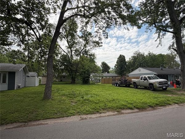446 S 6th Street , Caseyville, IL 62232