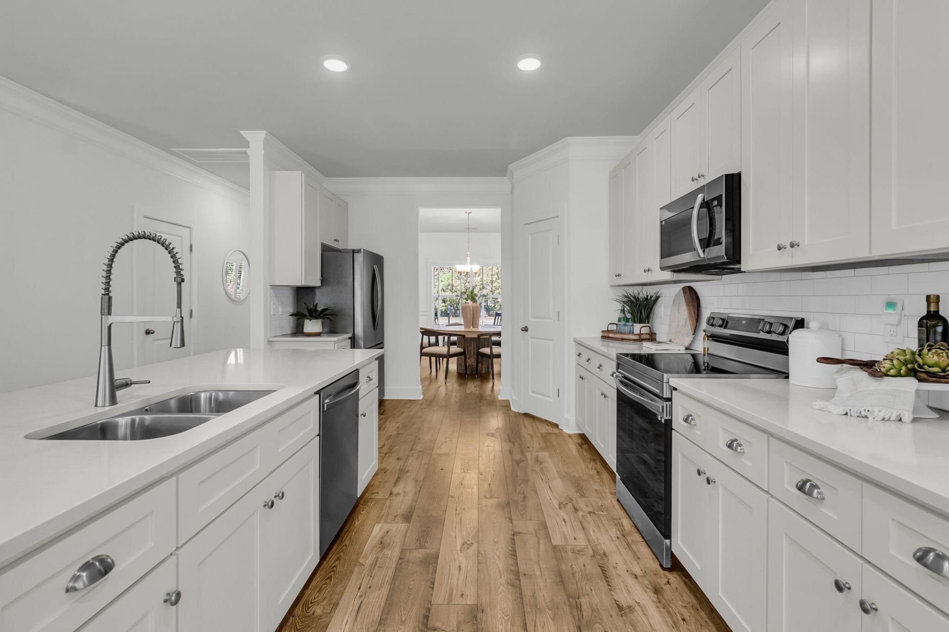 651 Spark Street Photo 10