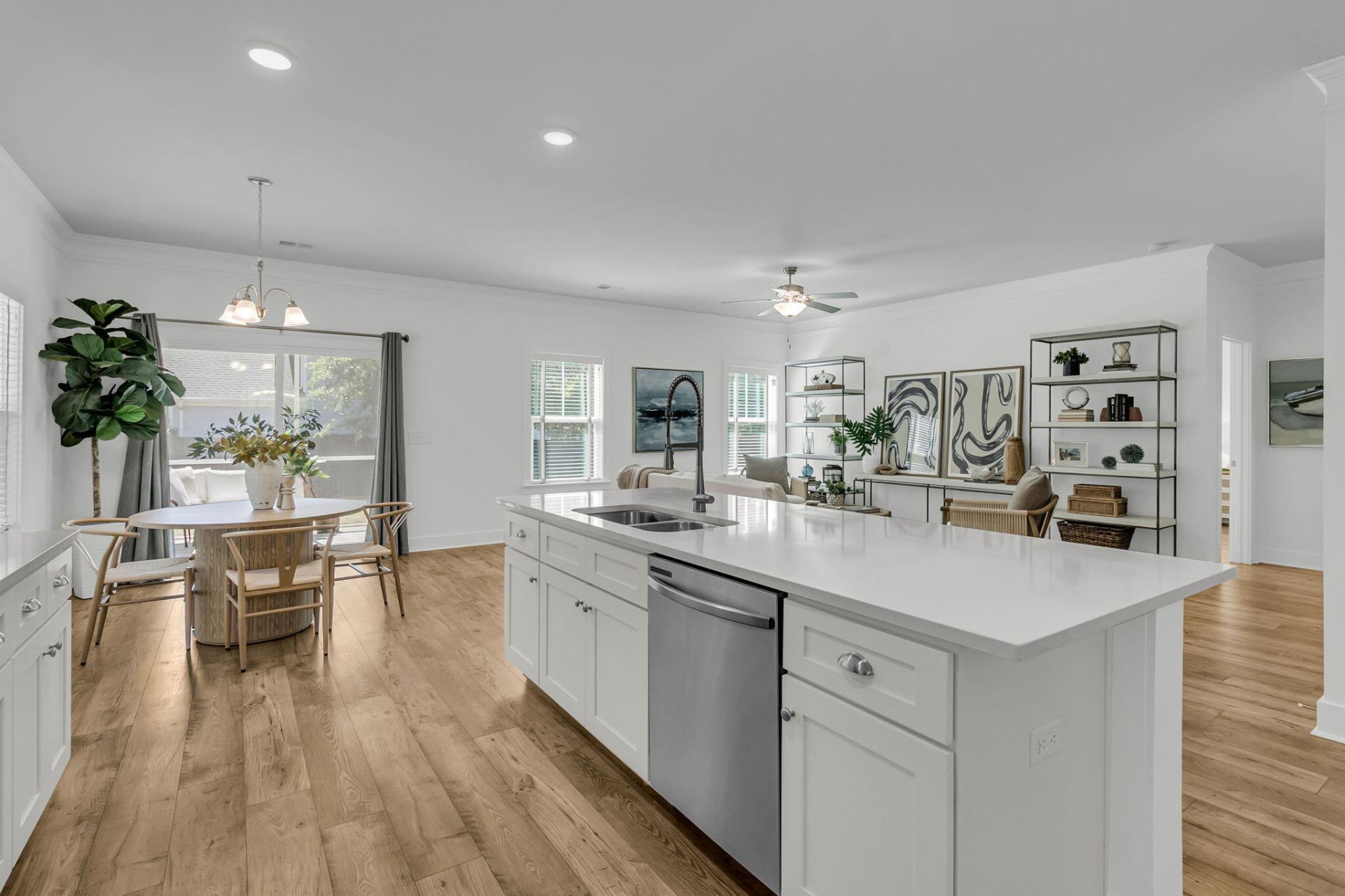 651 Spark Street Photo 12