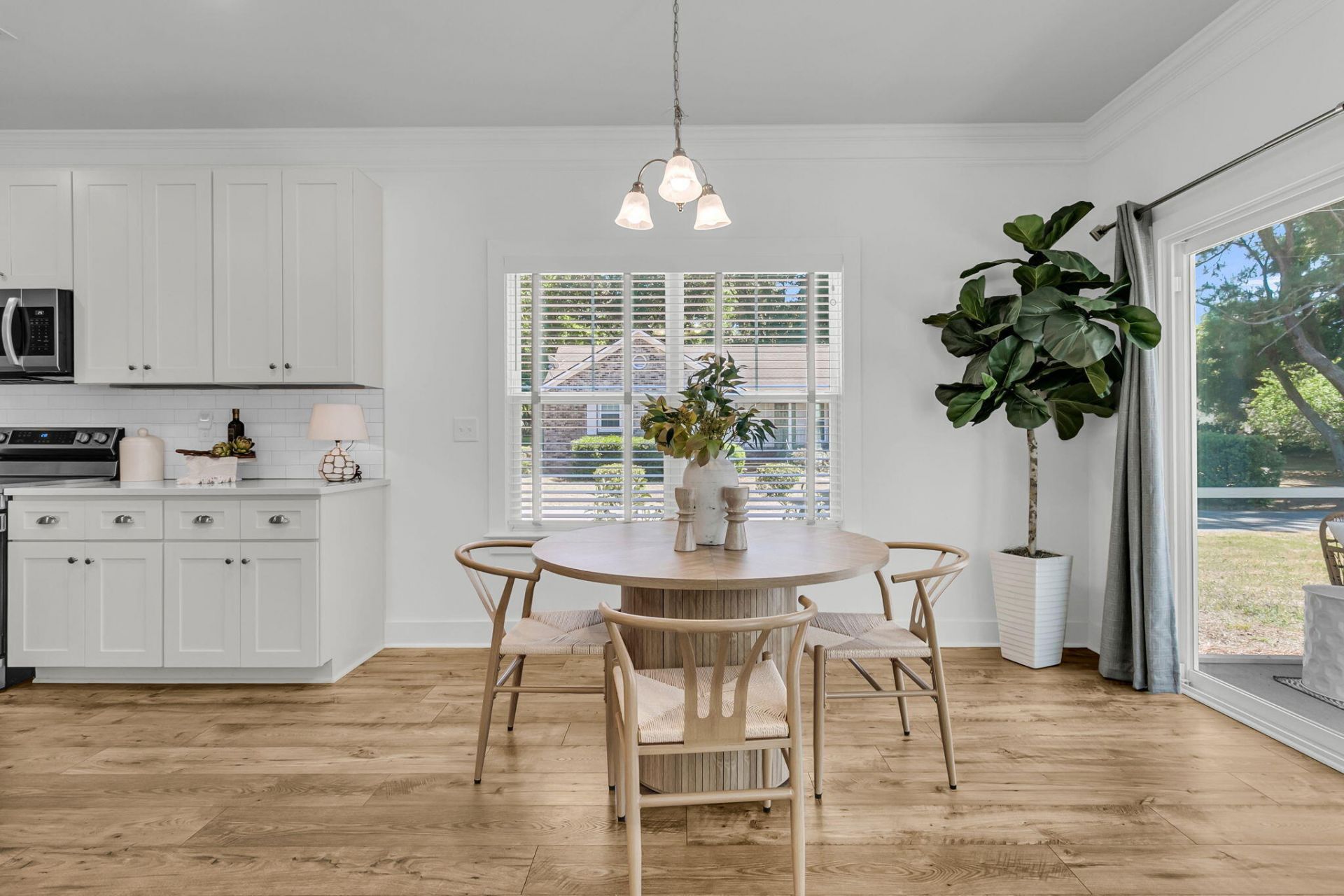 651 Spark Street Photo 13