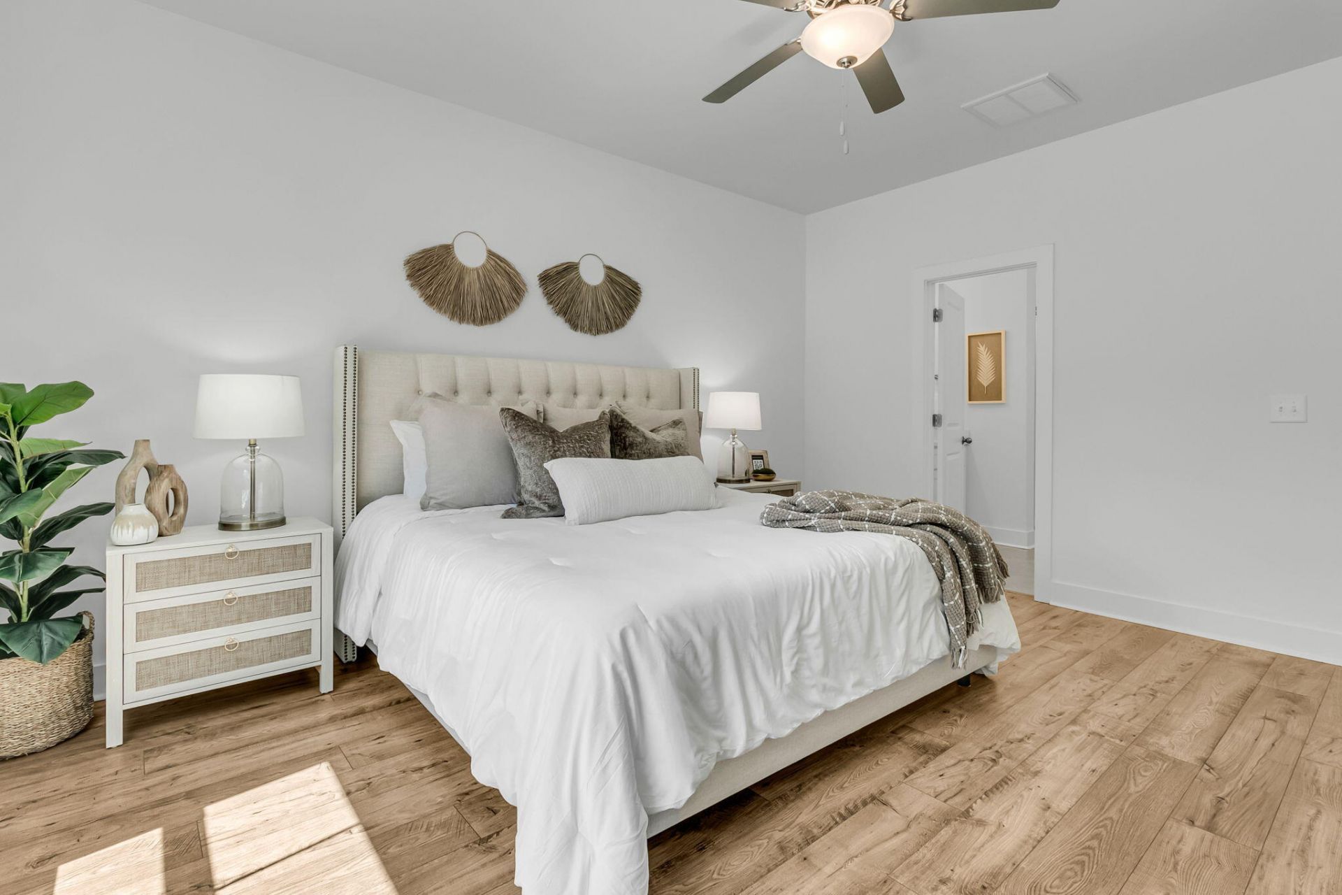 651 Spark Street Photo 18