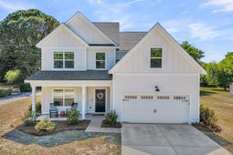 651 Spark Street photo 4