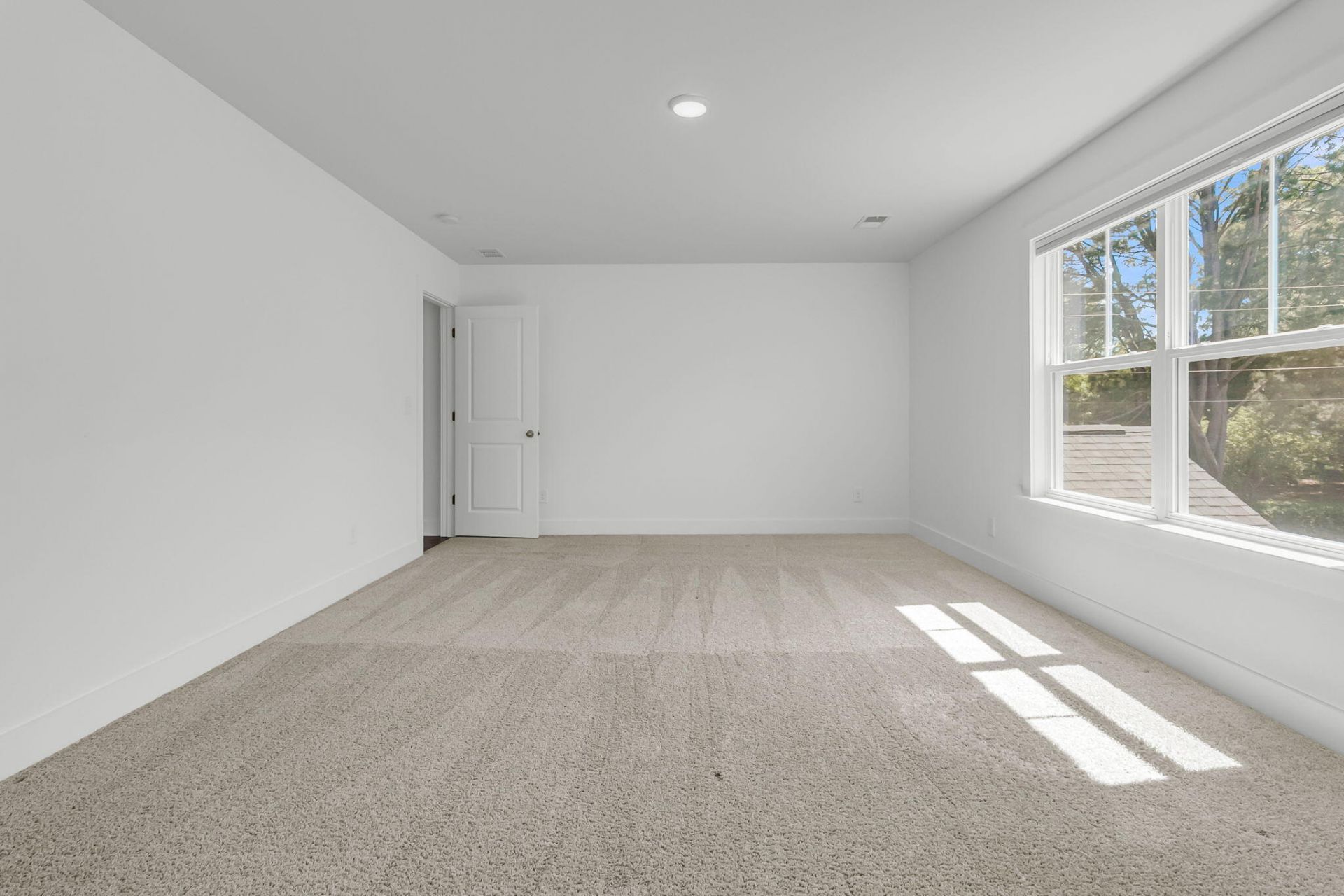 651 Spark Street Photo 37