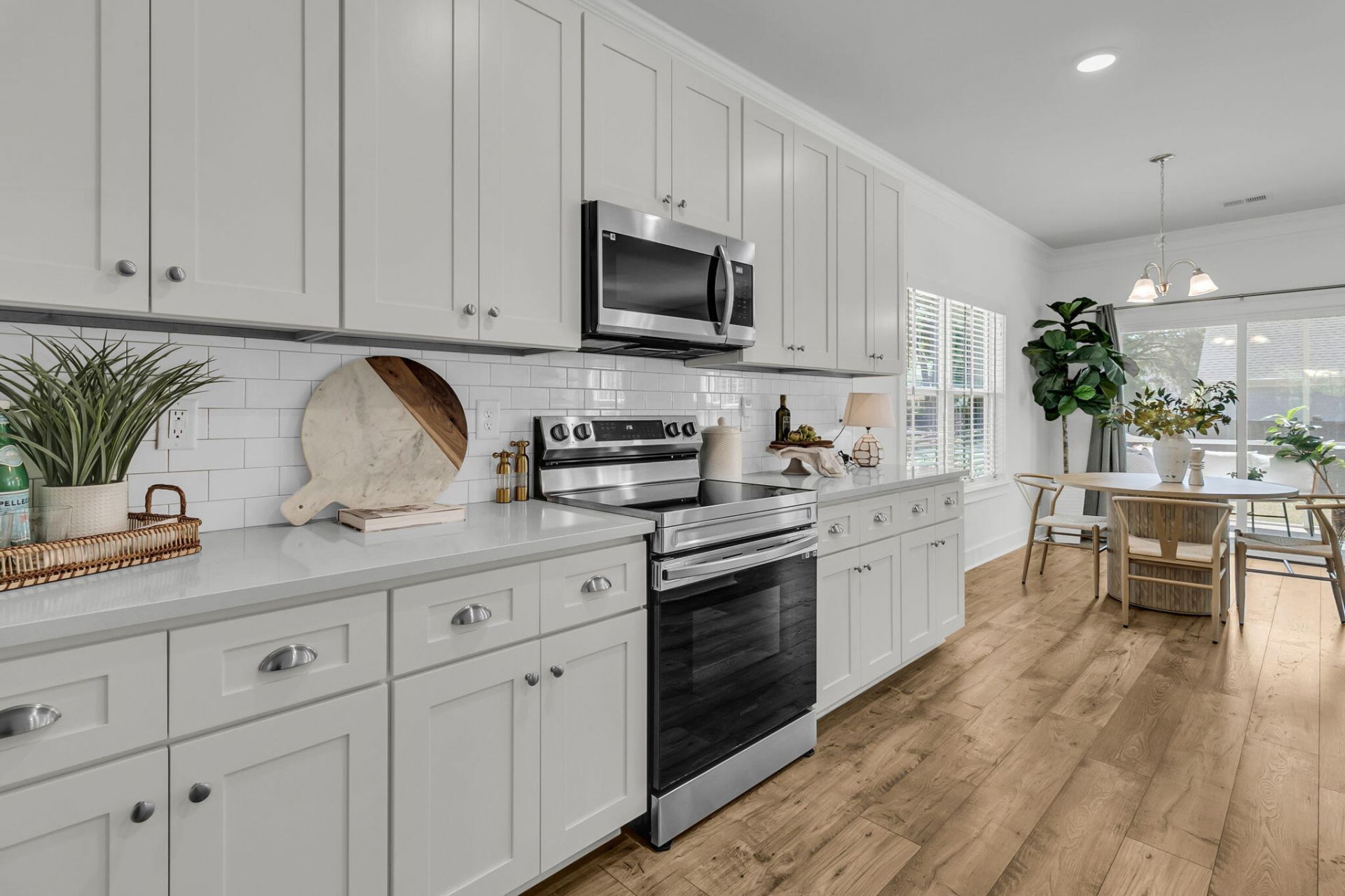 651 Spark Street Photo 7