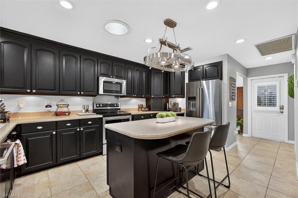1231 Westfield Dr, Fort Myers, FL 33919 Photo