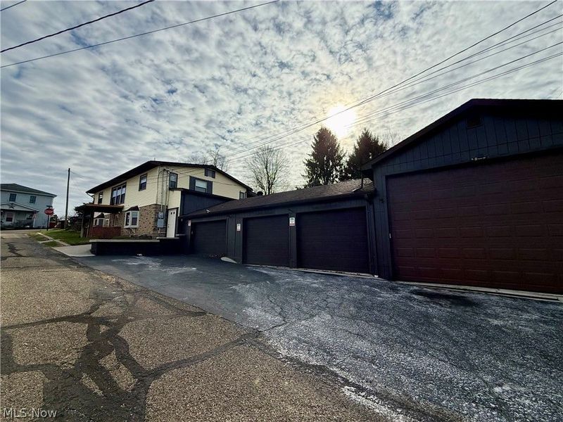 10 S Ohio Street , Dellroy, OH 44620 Photo 1