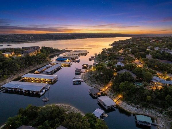 917 Challenger , Lakeway, TX 78734