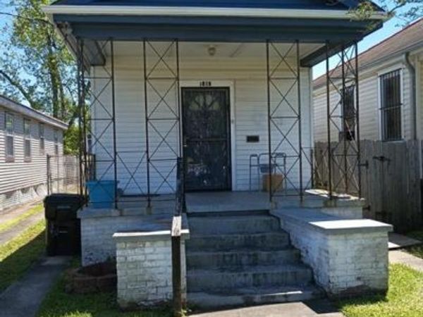 1816 BENEFIT Street, New Orleans, LA 70122