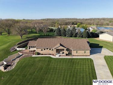 14605 Fir Circle, Plattsmouth, NE 68048