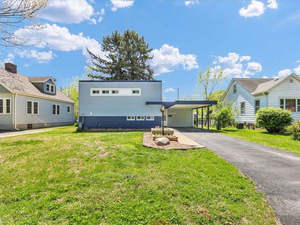 1307 W Clark Street , Champaign, IL 61821