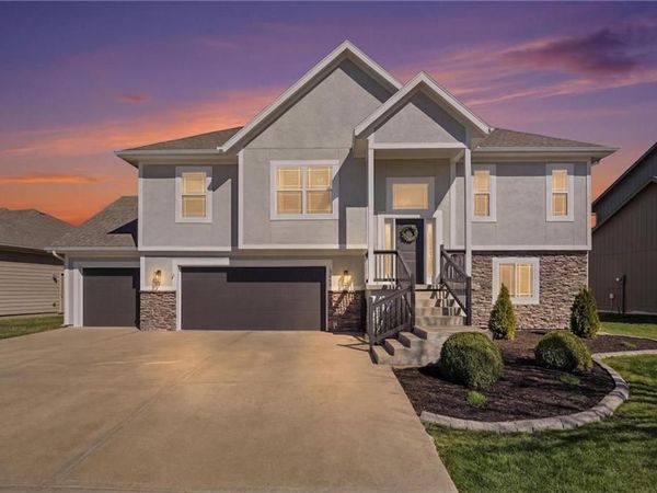 12400 Parkview Avenue, Kansas City, KS 66109
