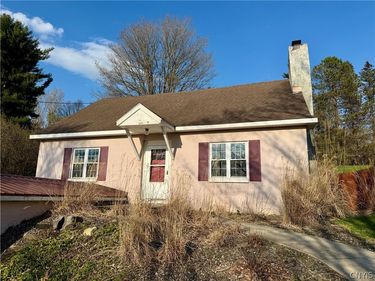 43 South Street , Morrisville, NY 13408