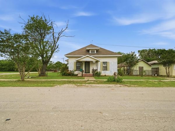 302 N Arizona Drive, Celina, TX 75009