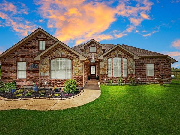 111 Petes Court , Ponder, TX 76259