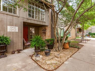 10430 High Hollows Drive , Unit 238, Dallas, TX 75230