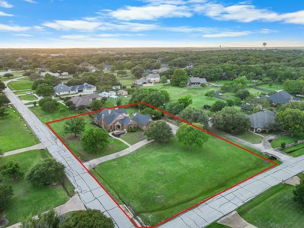 175 Oak Trail Drive, Double Oak, TX 75077