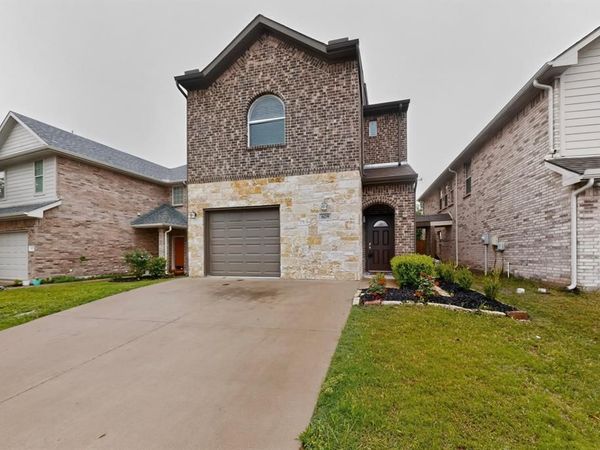 609 Fleming Street , Wylie, TX 75098