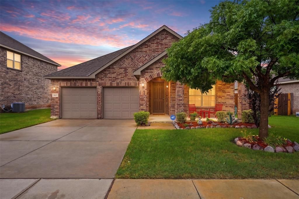 4241 Glen Abbey Drive, Fort Worth, TX 76036 Main Photo