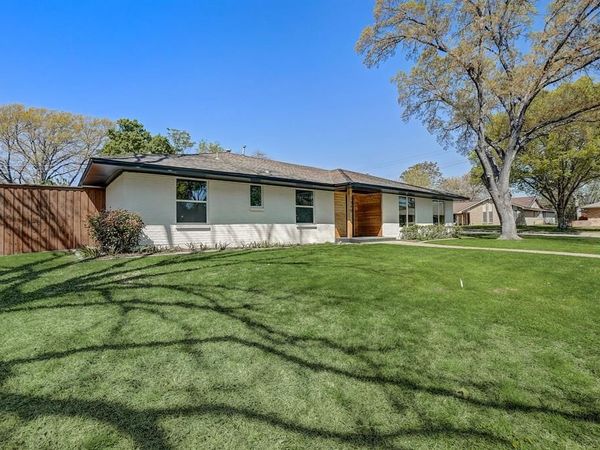 3040 Ponder Place, Dallas, TX 75229