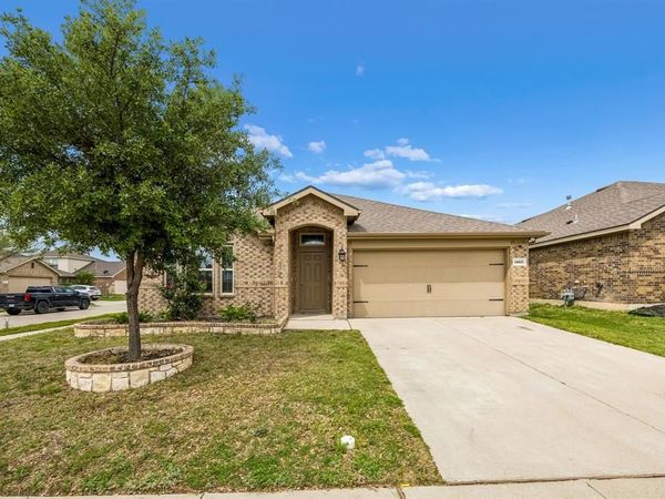 14601 Sundog Way, Fort Worth, TX 76052