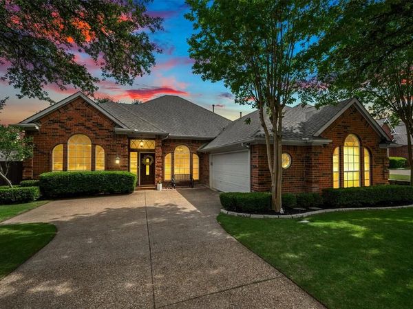 2717 Creek Crossing Drive, McKinney, TX 75072