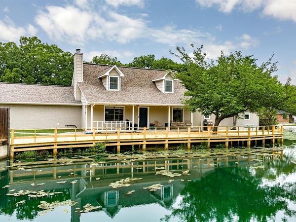 528 Addison Street, Lake Dallas, TX 75065