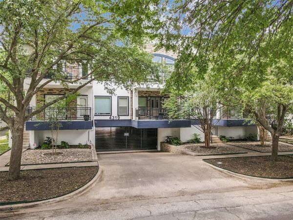 4319 Bowser Avenue, Unit 204, Dallas, TX 75219
