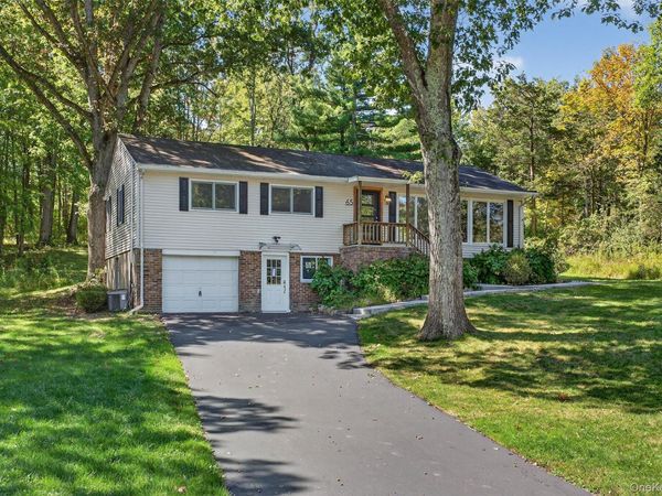 65 Hawxhurst Road, Monroe, NY 10950