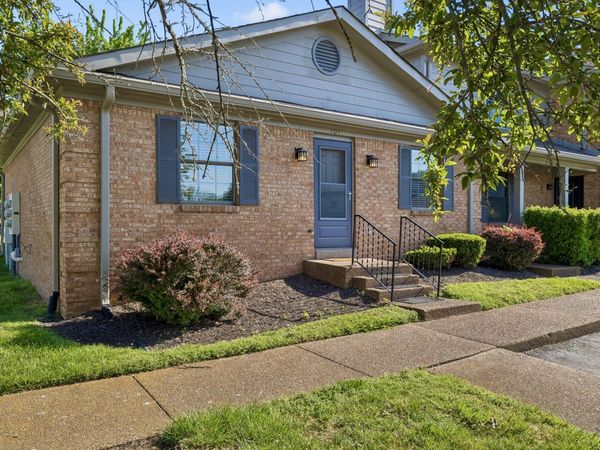 101 Ellington Pl , Madison, TN 37115