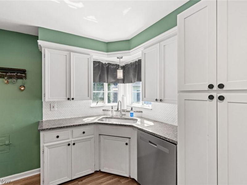 20893 Belvidere Avenue, Fairview Park, OH 44126 Photo 10