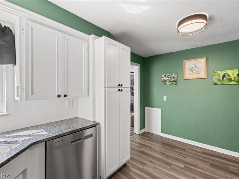 20893 Belvidere Avenue, Fairview Park, OH 44126 Photo 11