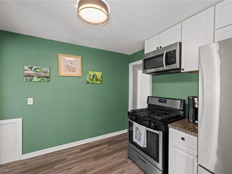 20893 Belvidere Avenue, Fairview Park, OH 44126 Photo 9