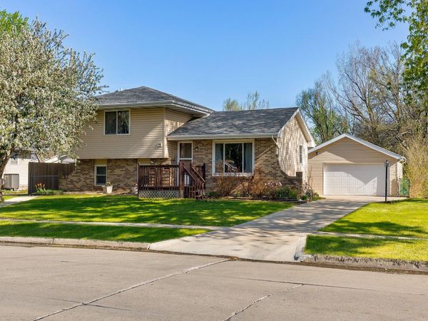 1610 NW 10th Street, Ankeny, IA 50023