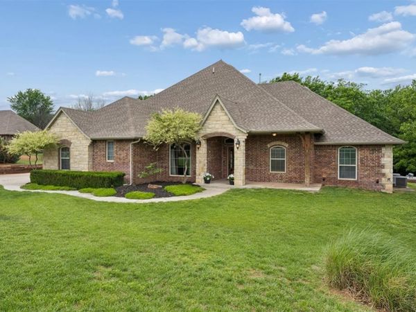 9551 Bergamo Boulevard, Edmond, OK 73034