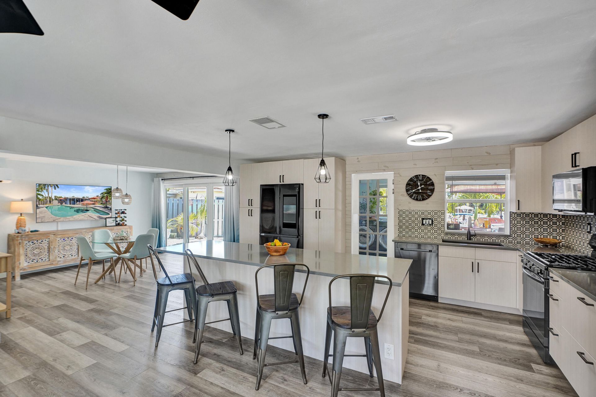 1221 SE 3rd Avenue, Pompano Beach, FL 33060 Photo
