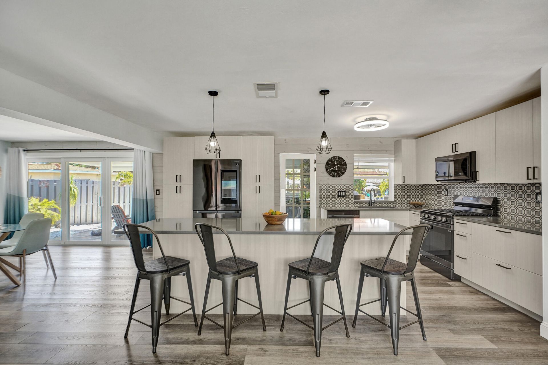 1221 SE 3rd Avenue, Pompano Beach, FL 33060 Photo