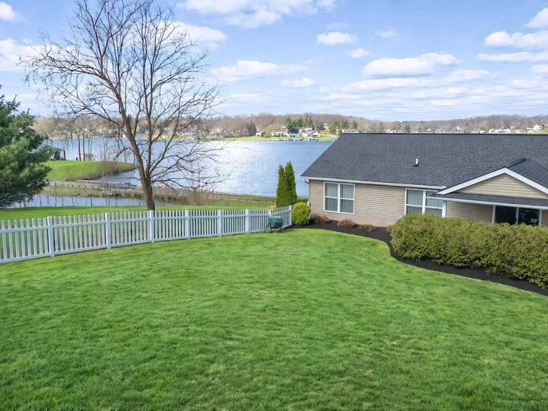 3996 Apple Valley Drive, Howard, OH 43028 Photo 5