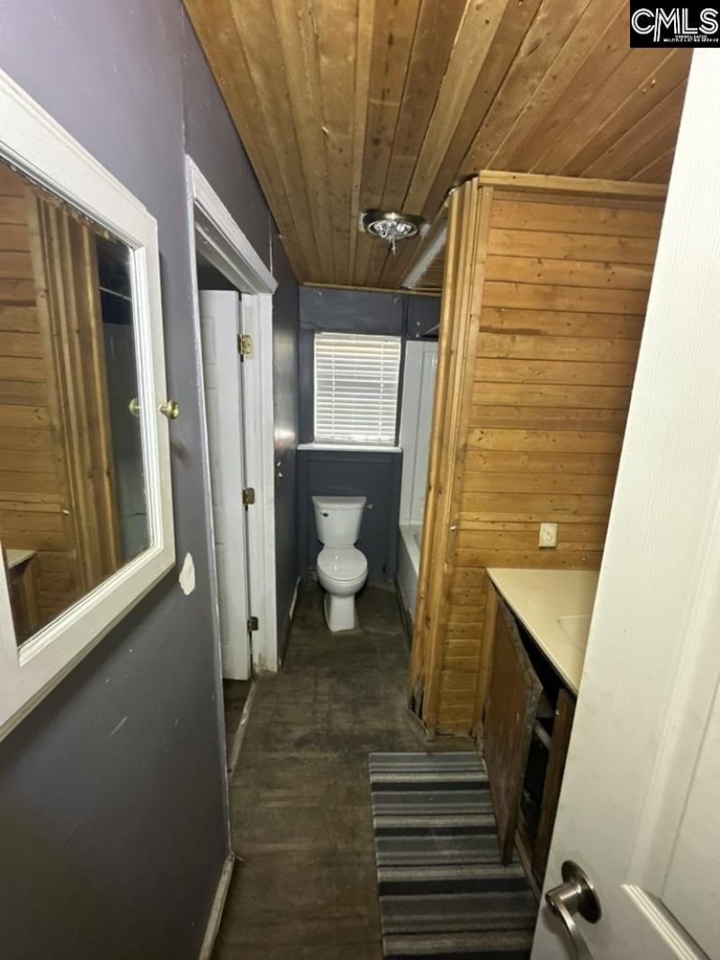 1188 Shepard Court  Photo 32