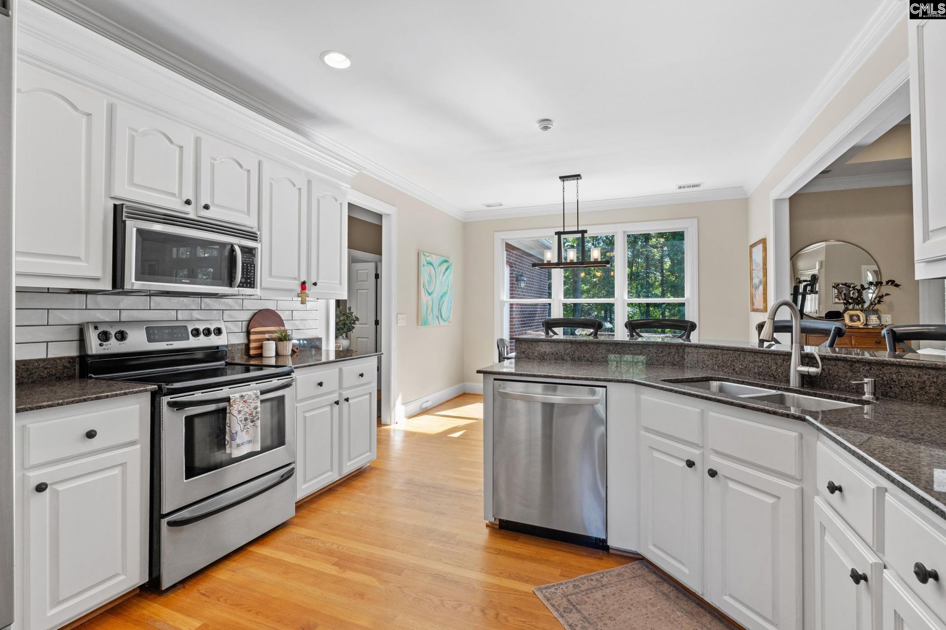 923 Seabrook Court  Photo 11