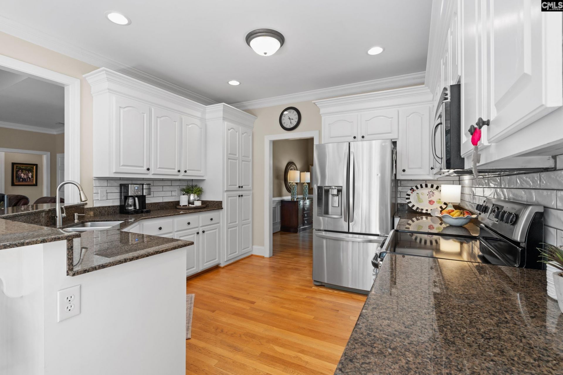 923 Seabrook Court  Photo 12