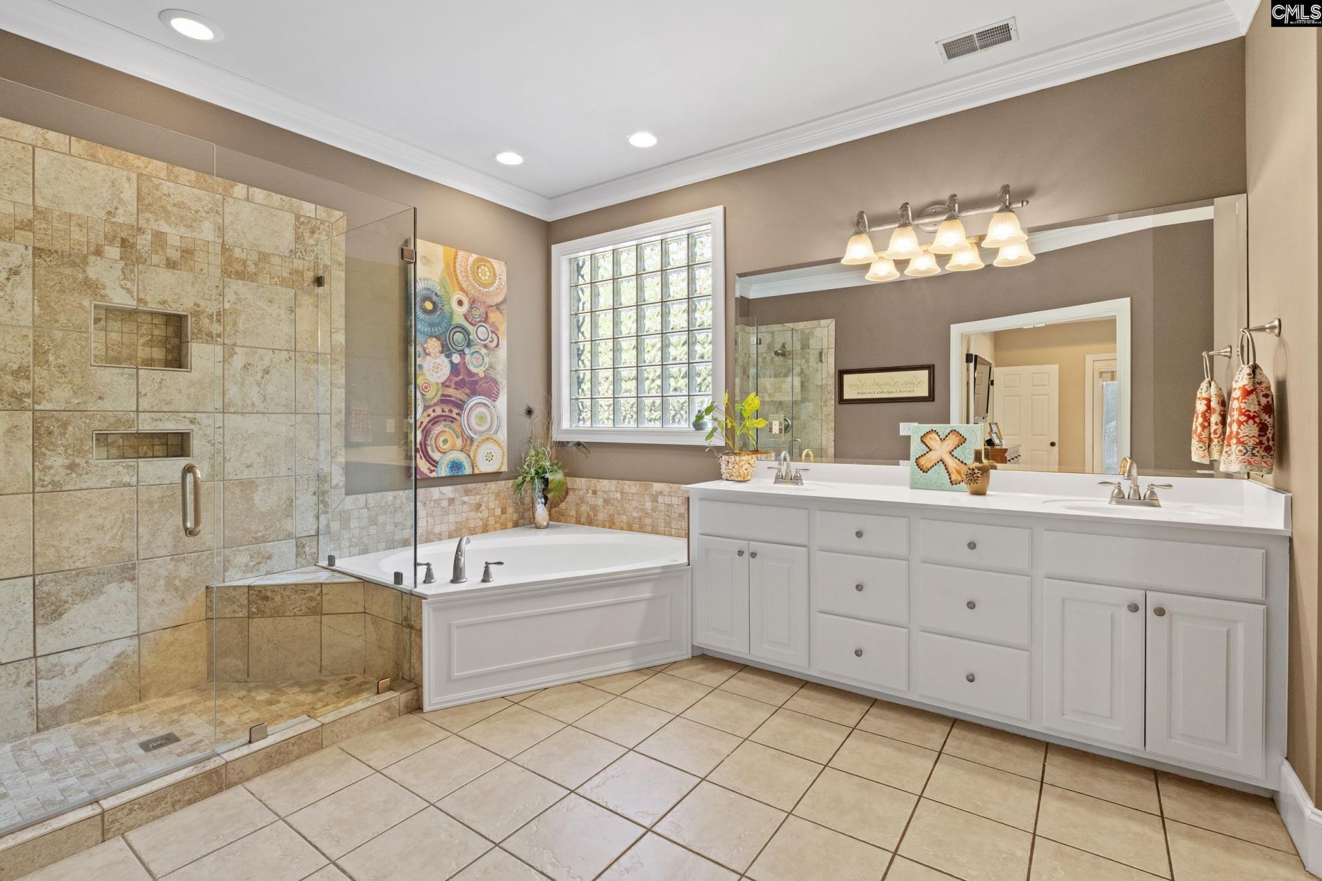 923 Seabrook Court  Photo 21