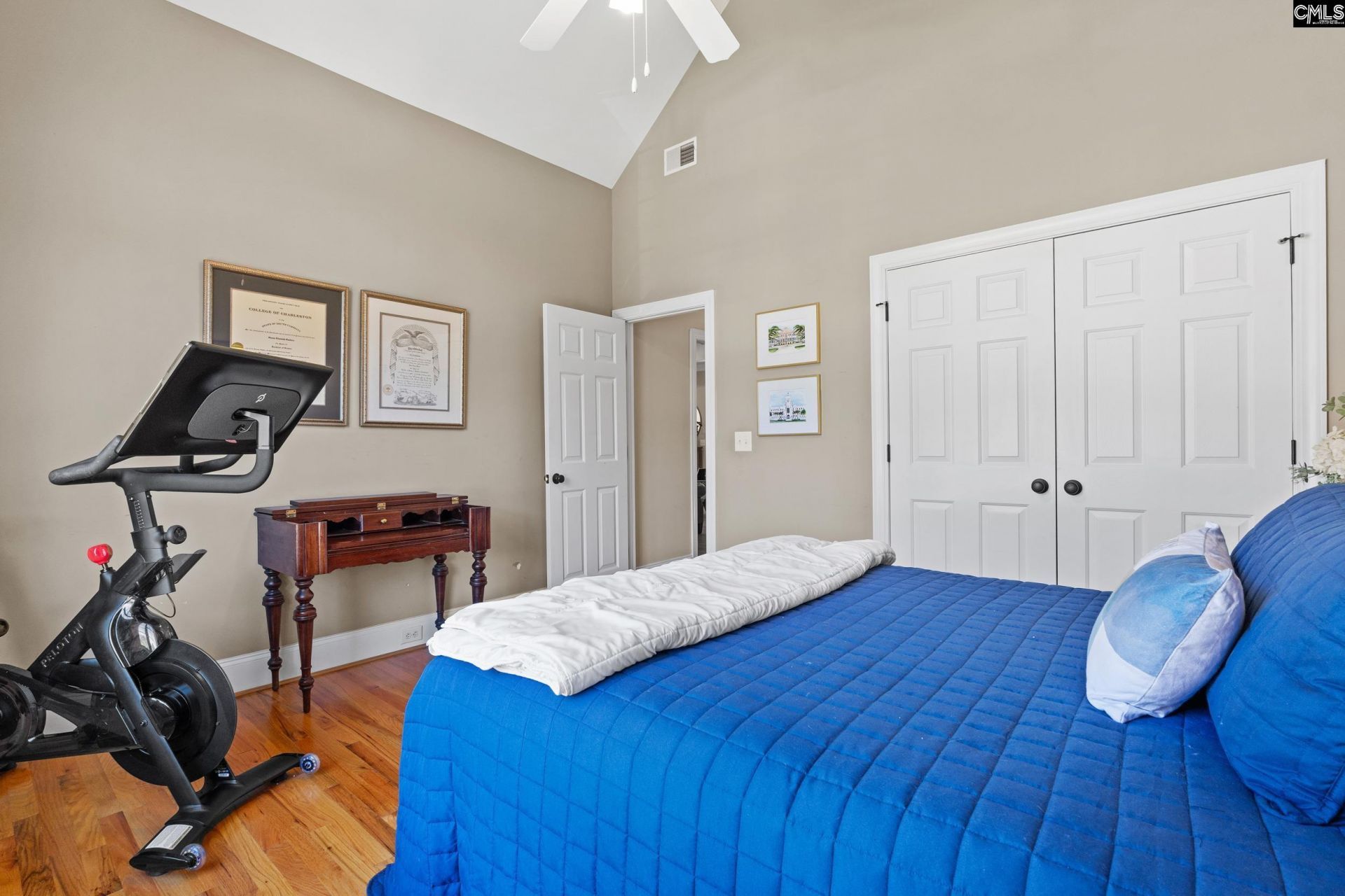 923 Seabrook Court  Photo 32