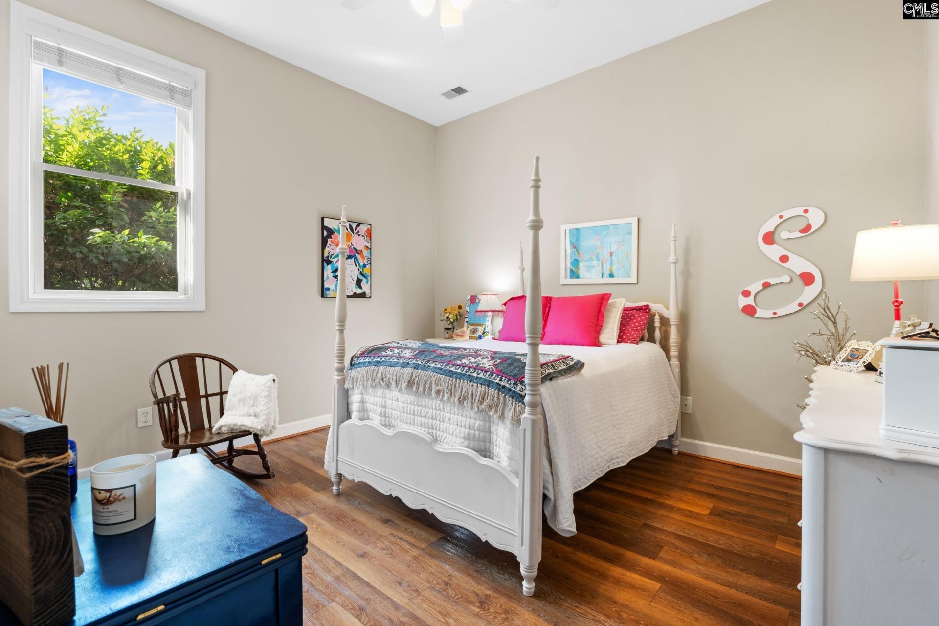 923 Seabrook Court  Photo 39