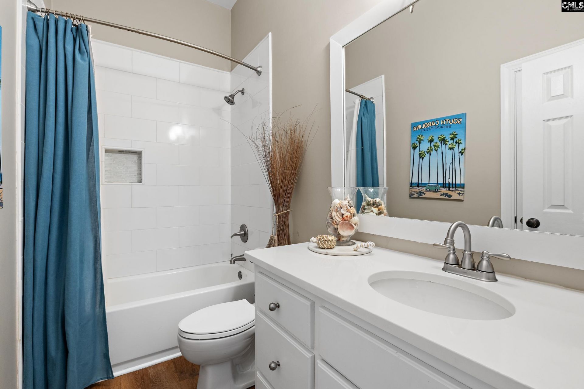 923 Seabrook Court  Photo 41