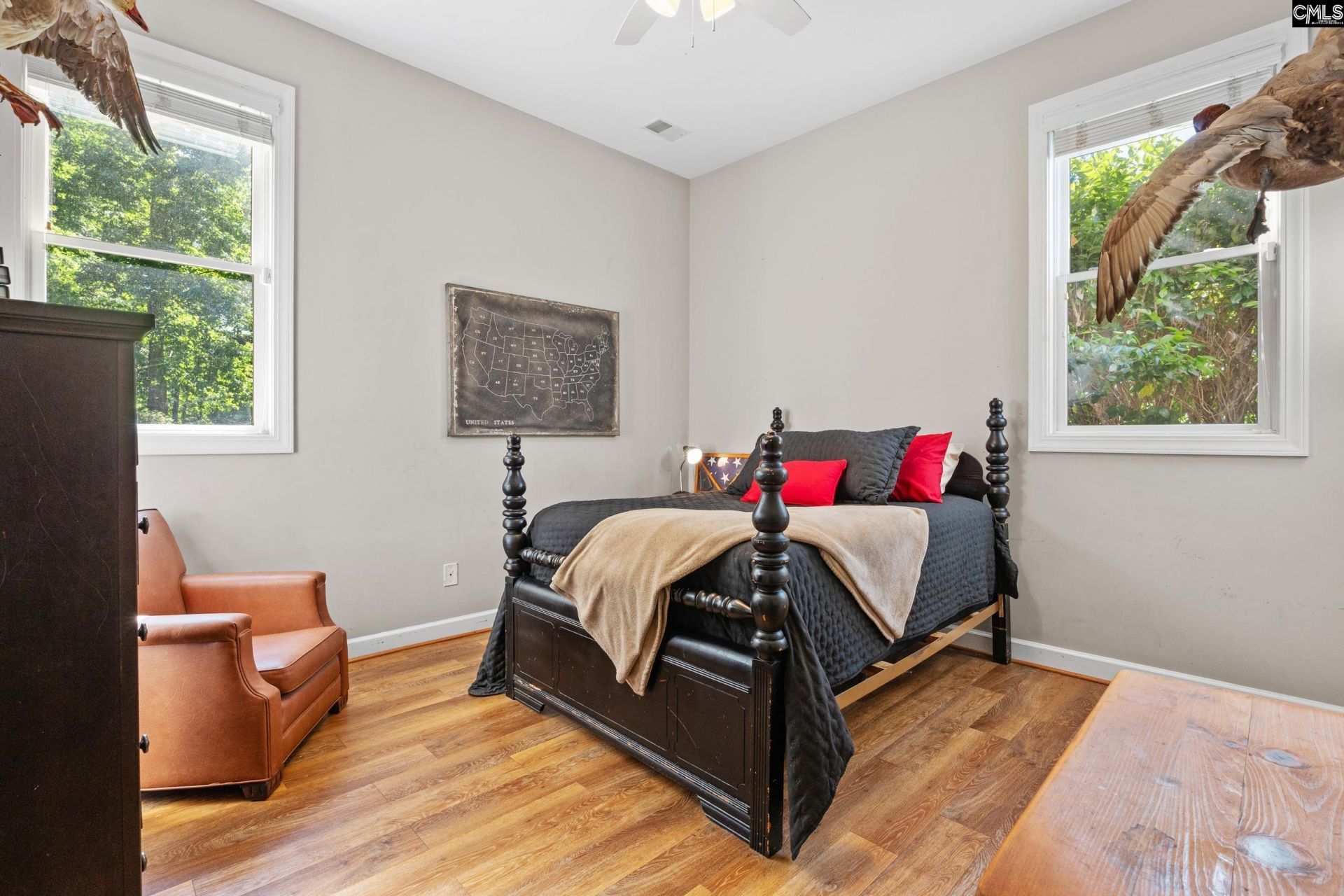 923 Seabrook Court  Photo 43