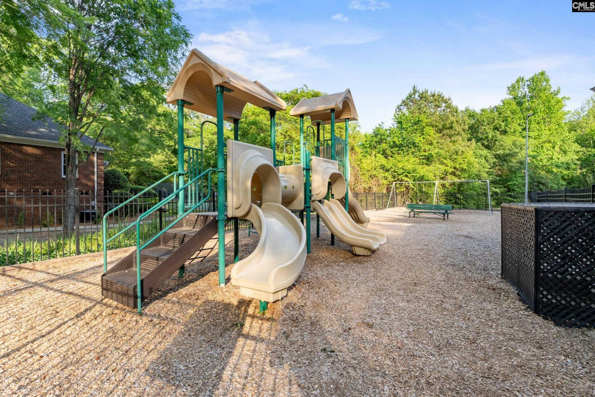 923 Seabrook Court  Photo 56