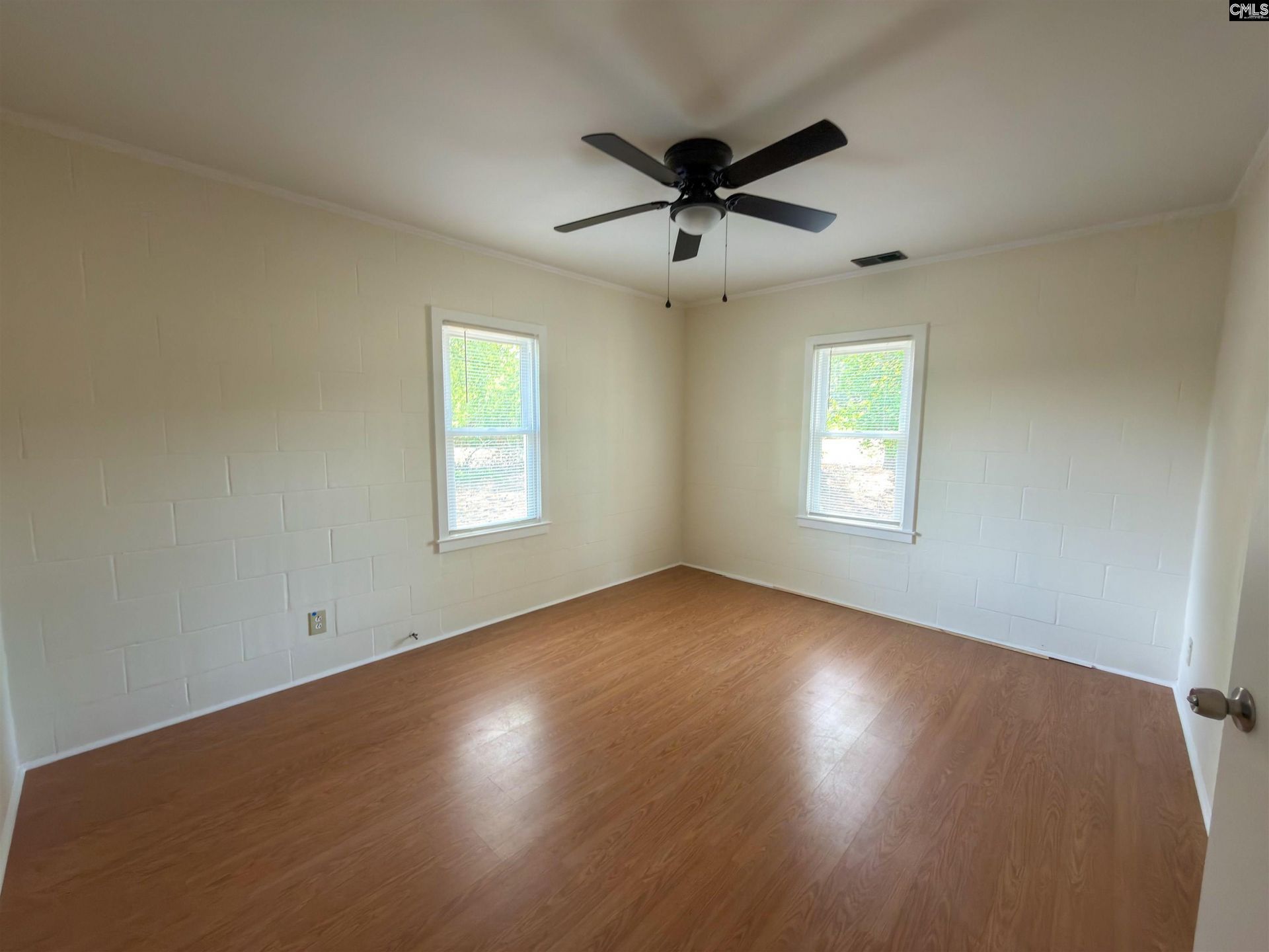 933 Rawl Road Photo 13