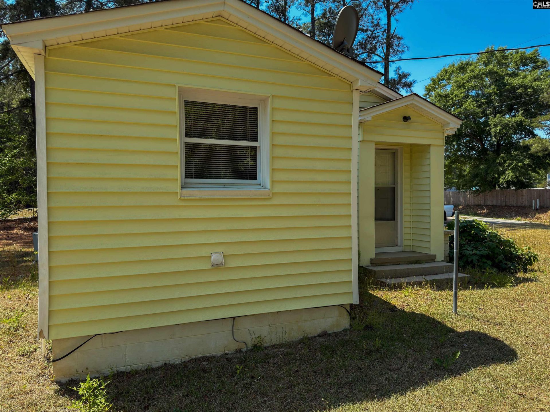 933 Rawl Road Photo 4