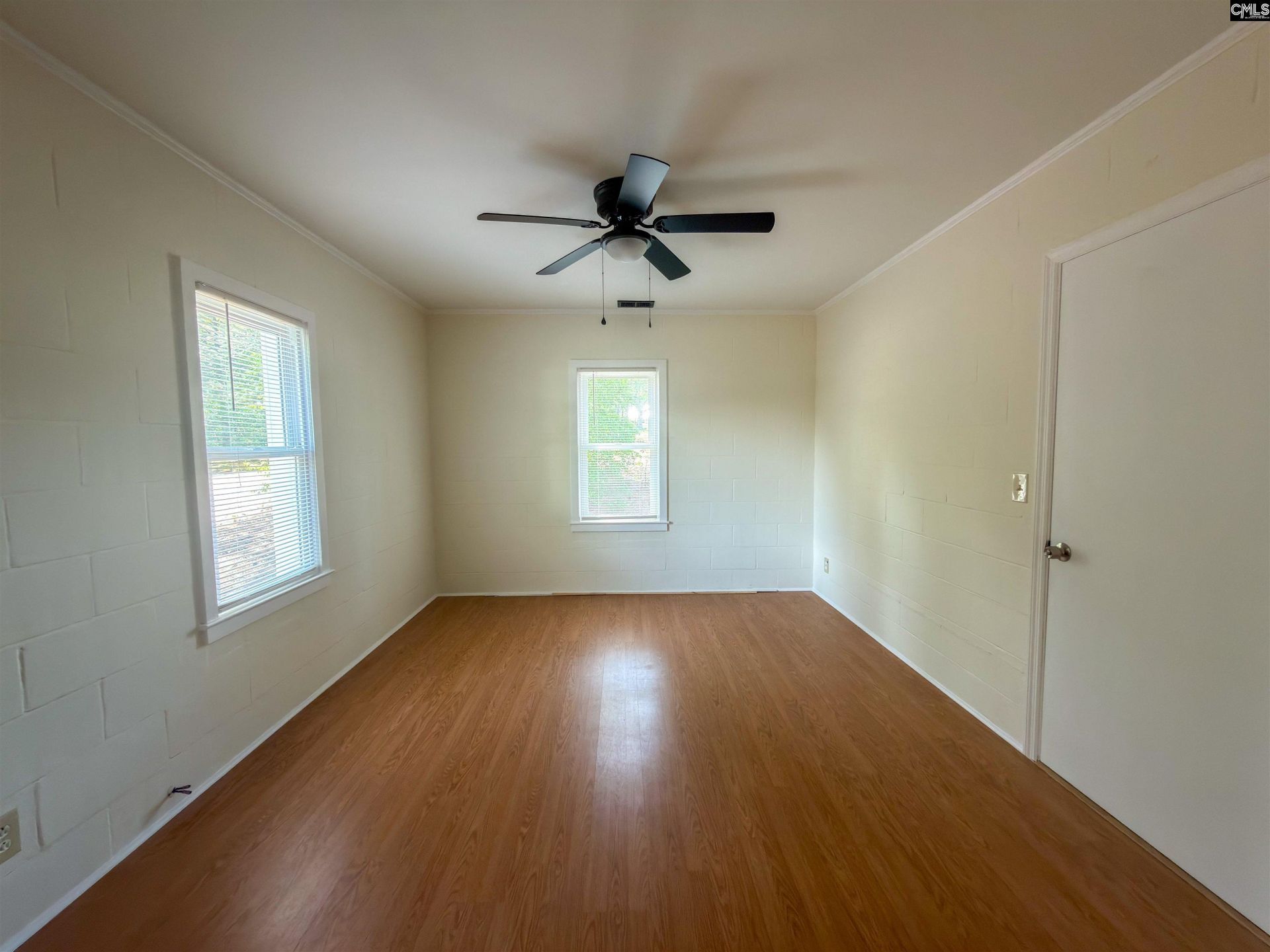 933 Rawl Road  Photo 9